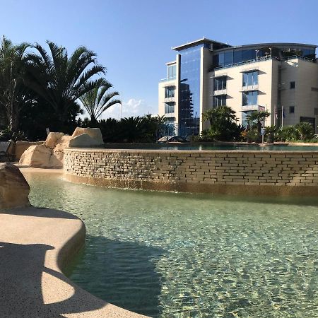 Family Apartment With Swimming Pools 3 Bedroom 2 Bathroom Rock Facing Gibraltar Exterior photo