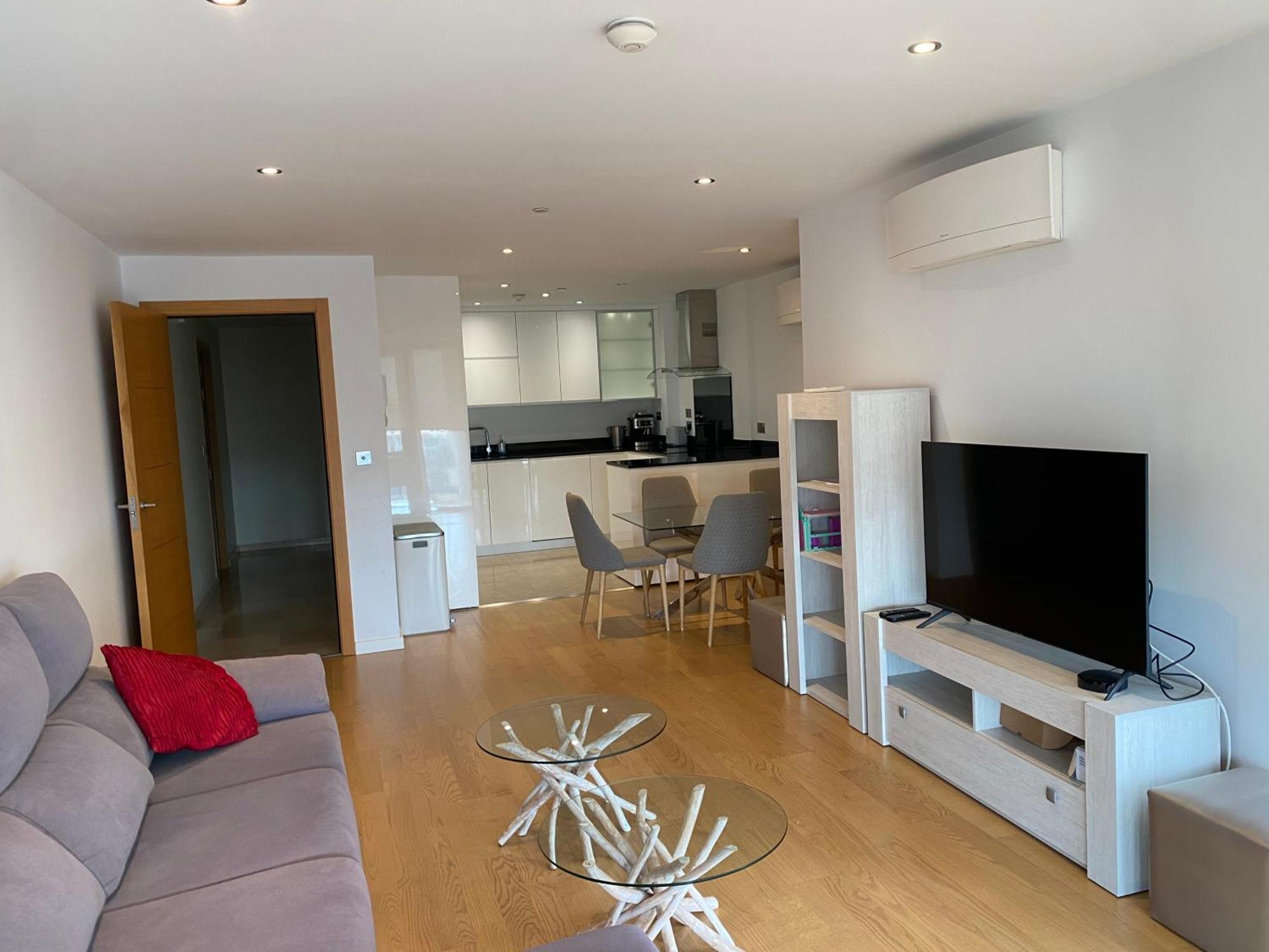 Family Apartment With Swimming Pools 3 Bedroom 2 Bathroom Rock Facing Gibraltar Exterior photo